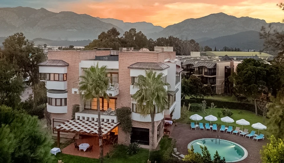 هتل لیماک لیمرا کمر آنتالیا